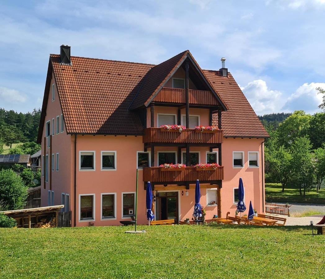 Gasthaus Zum Schneider Pottenstein Eksteriør billede